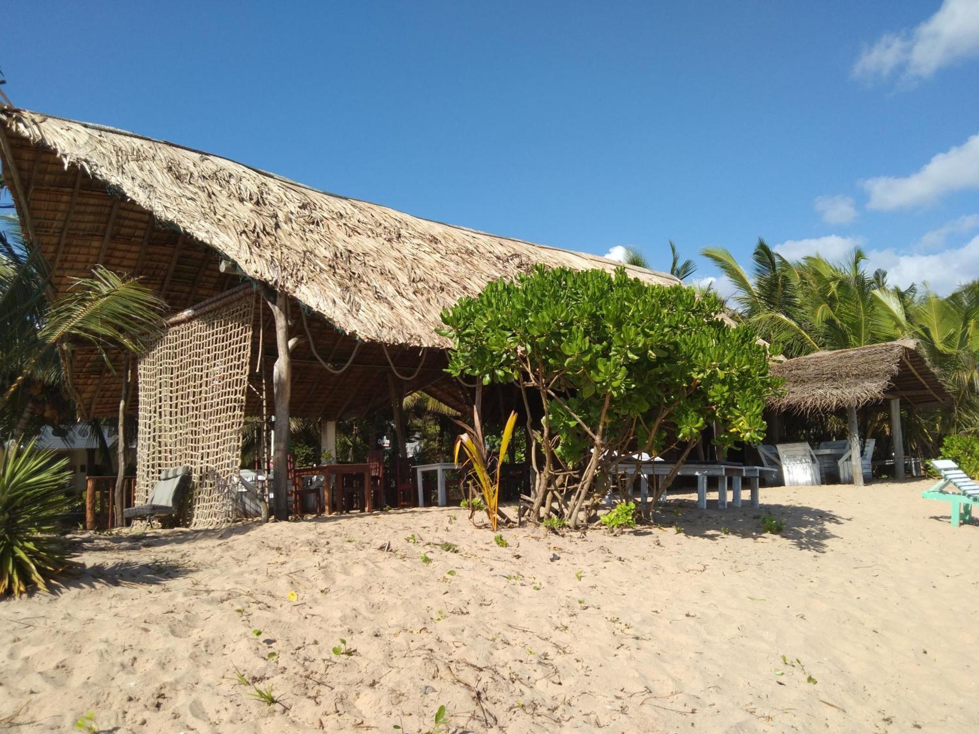Opera Beach Inn Tangalle Extérieur photo