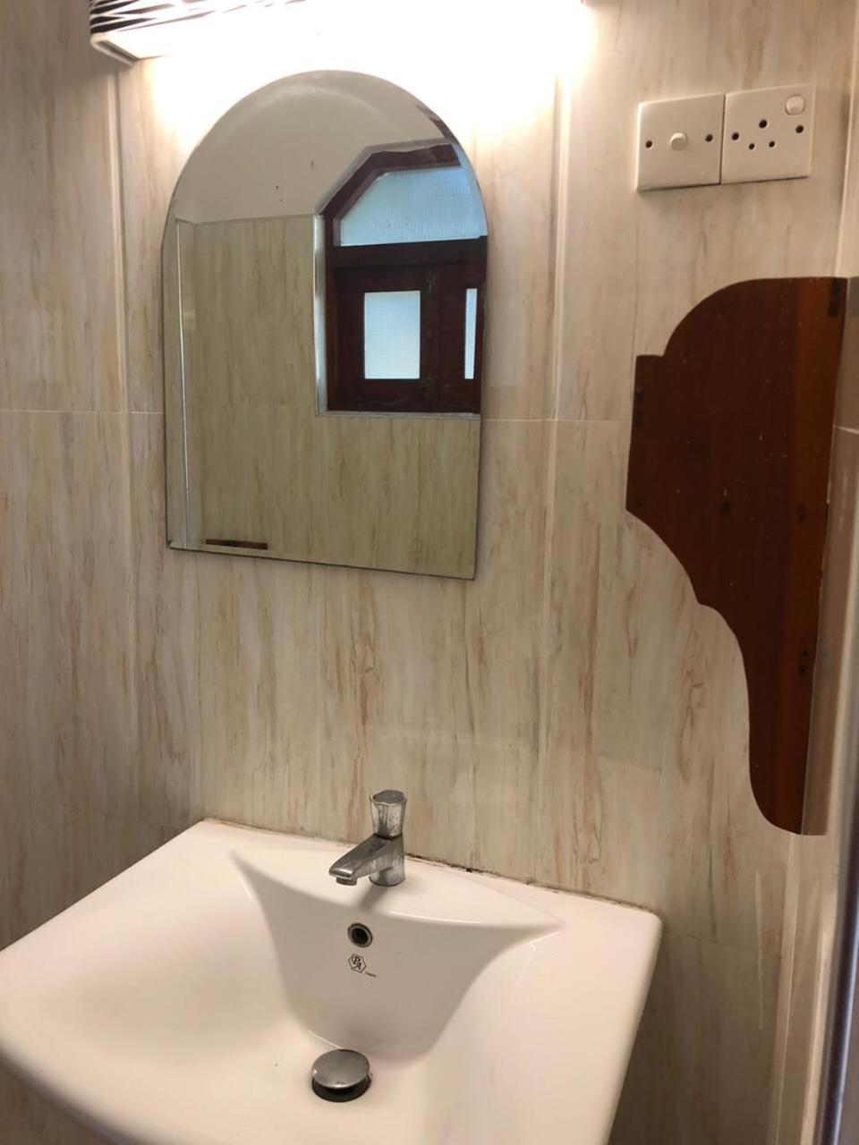 Opera Beach Inn Tangalle Chambre photo